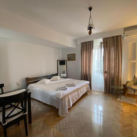 Dinamic Studio Old Town Bucureşti Ngoại thất bức ảnh
