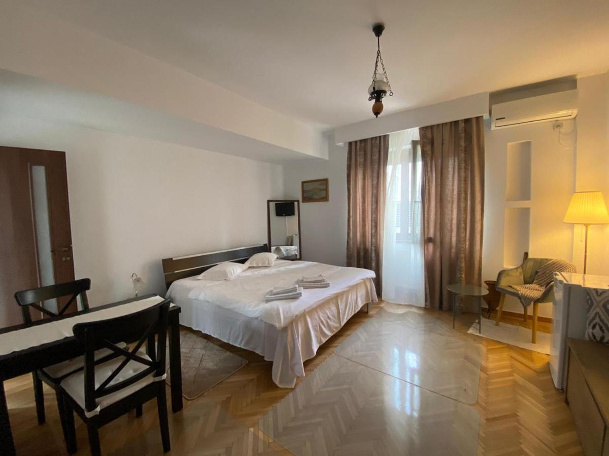 Dinamic Studio Old Town Bucureşti Ngoại thất bức ảnh