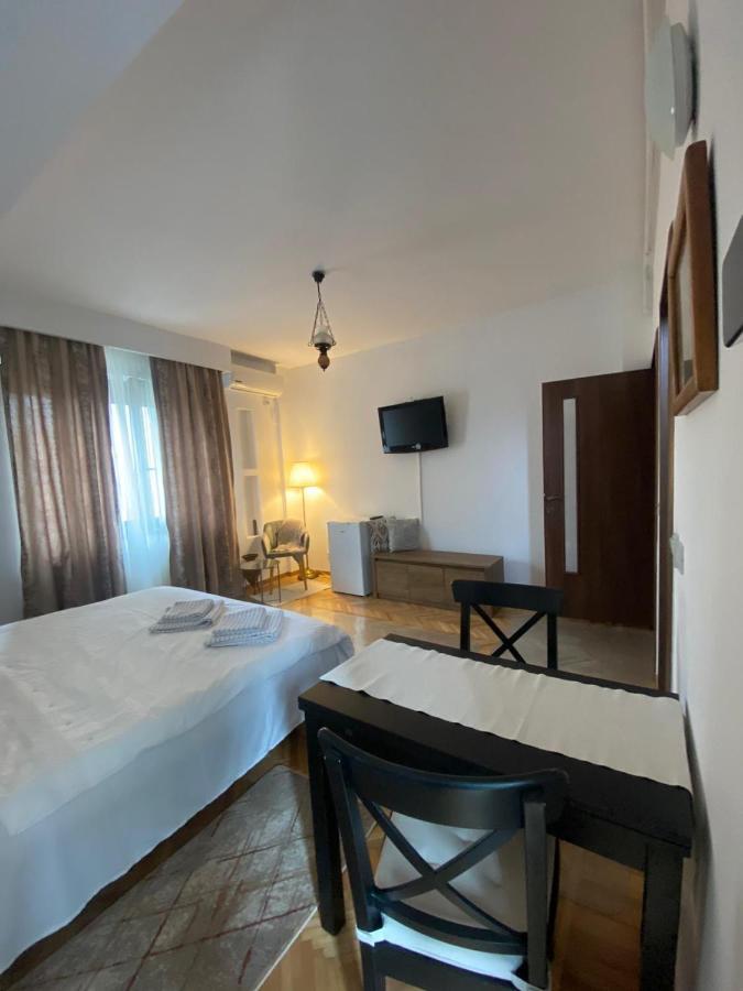 Dinamic Studio Old Town Bucureşti Ngoại thất bức ảnh